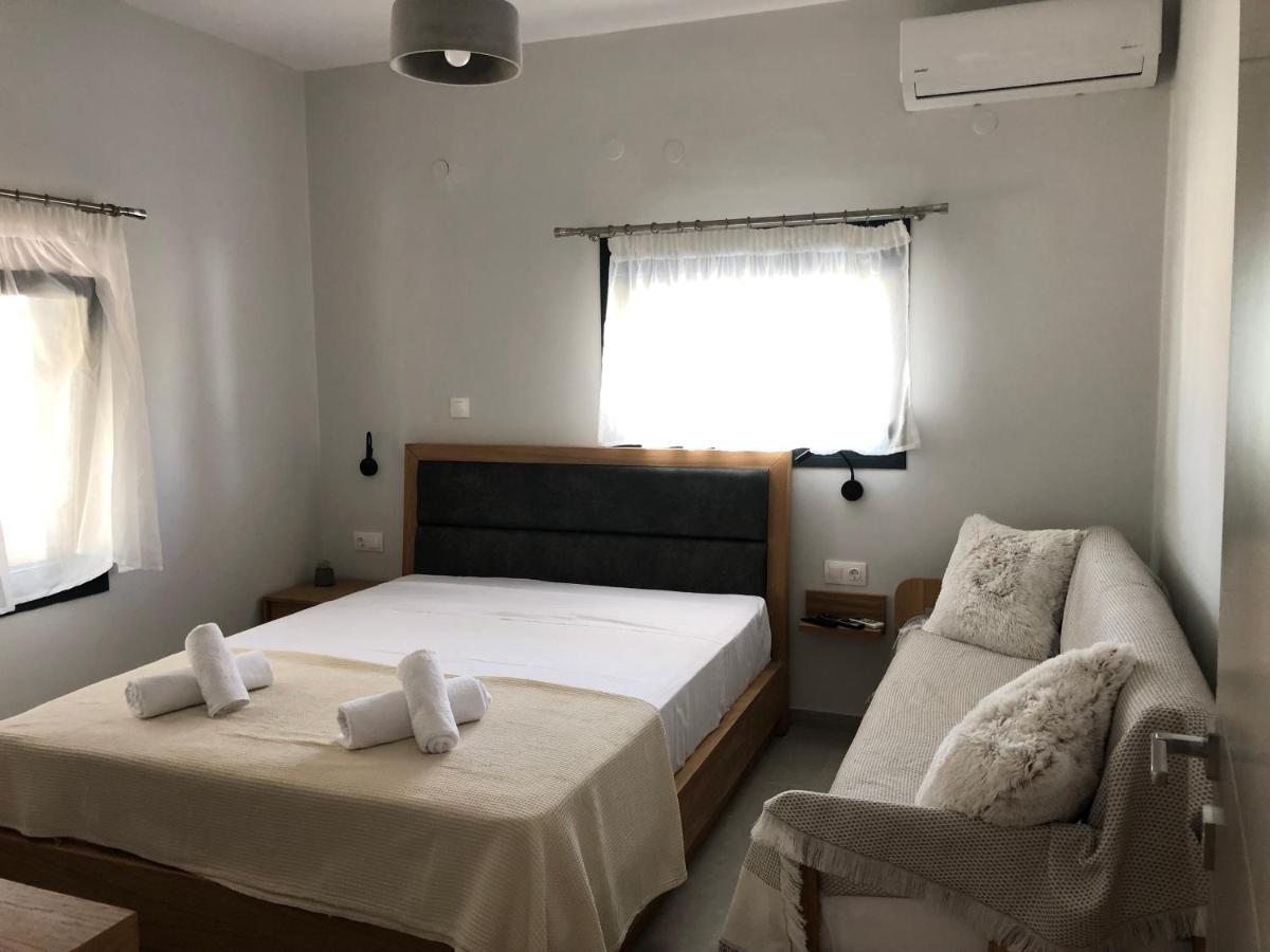 Aurora Apartments Nea Vrasna Bagian luar foto