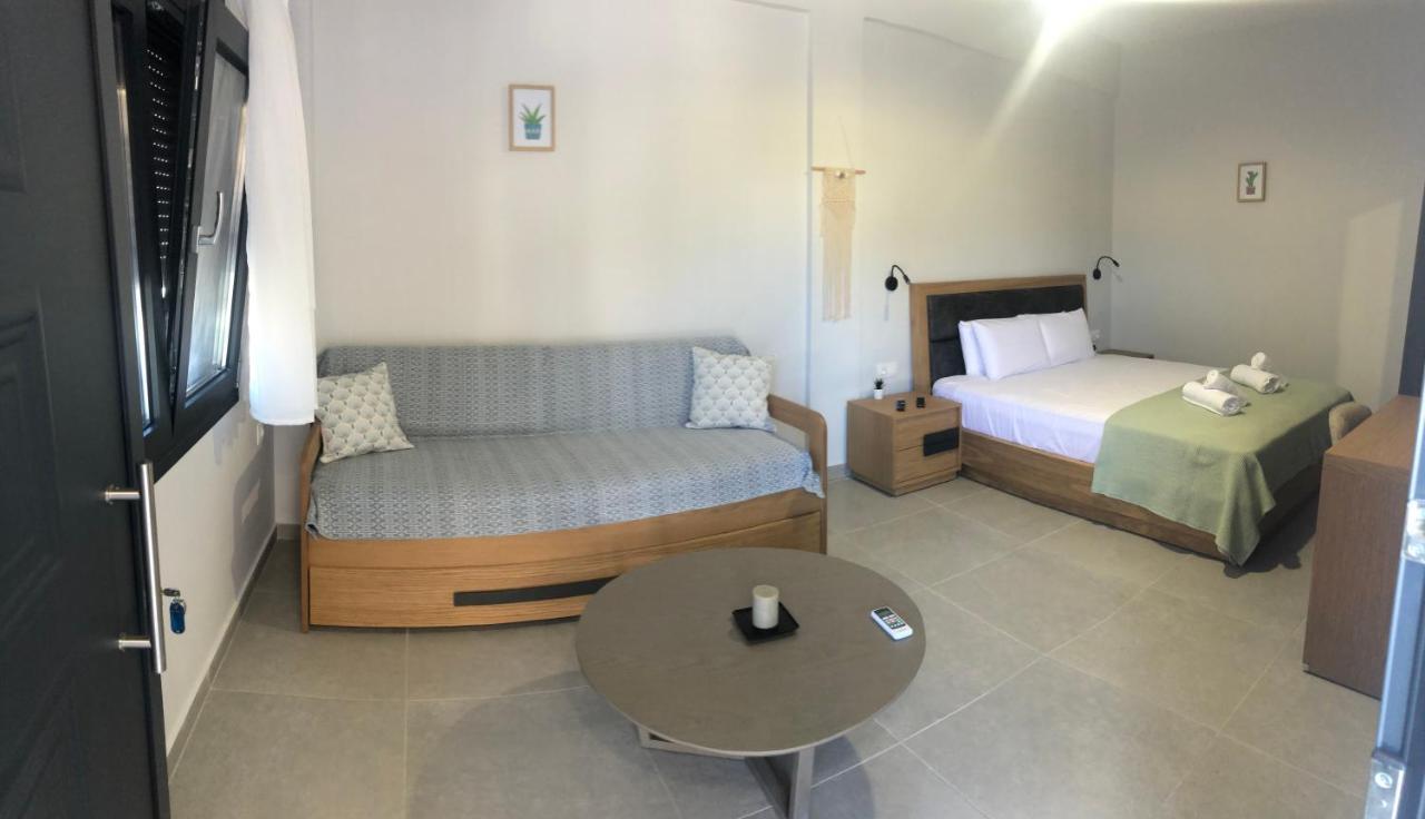 Aurora Apartments Nea Vrasna Bagian luar foto