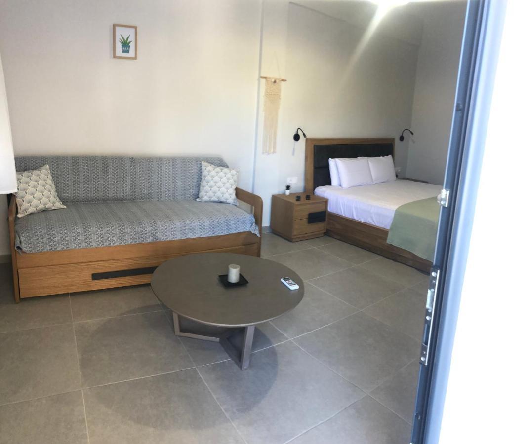 Aurora Apartments Nea Vrasna Bagian luar foto