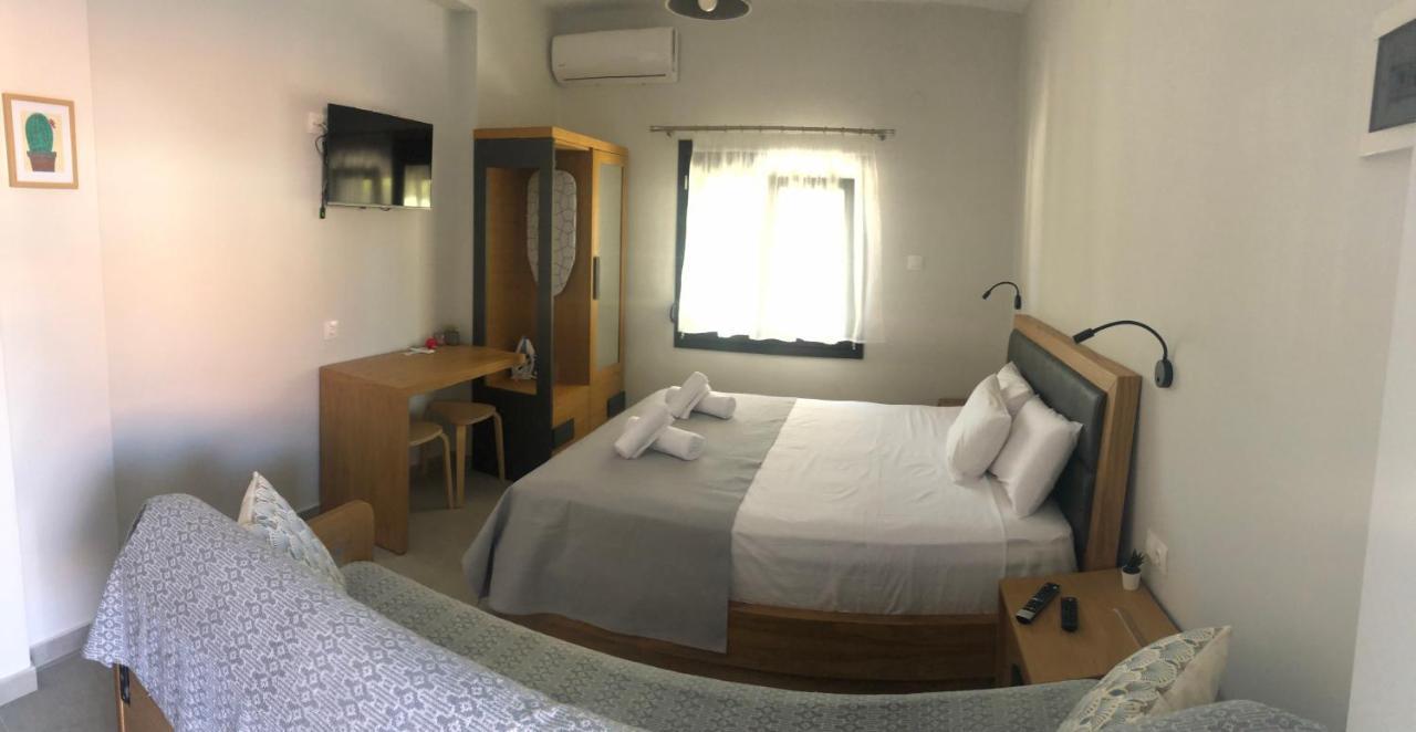 Aurora Apartments Nea Vrasna Bagian luar foto