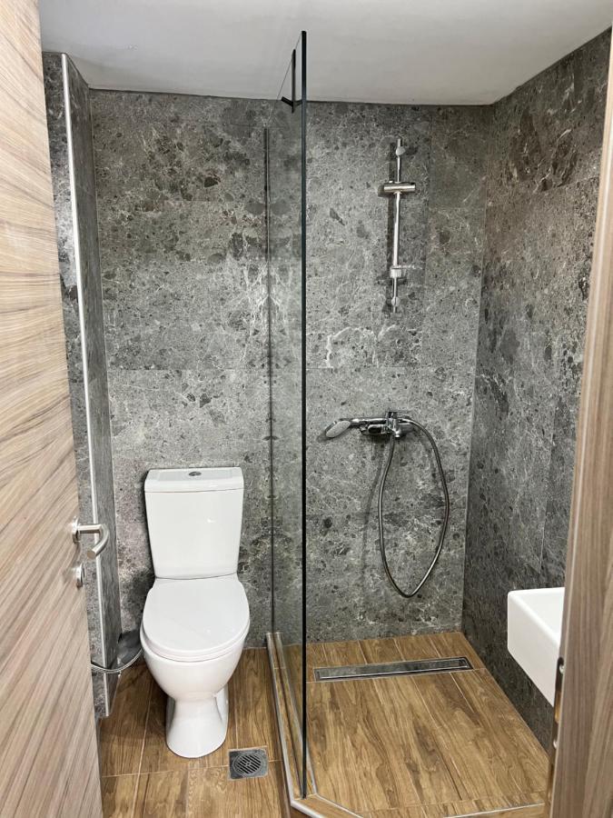 Aurora Apartments Nea Vrasna Bagian luar foto