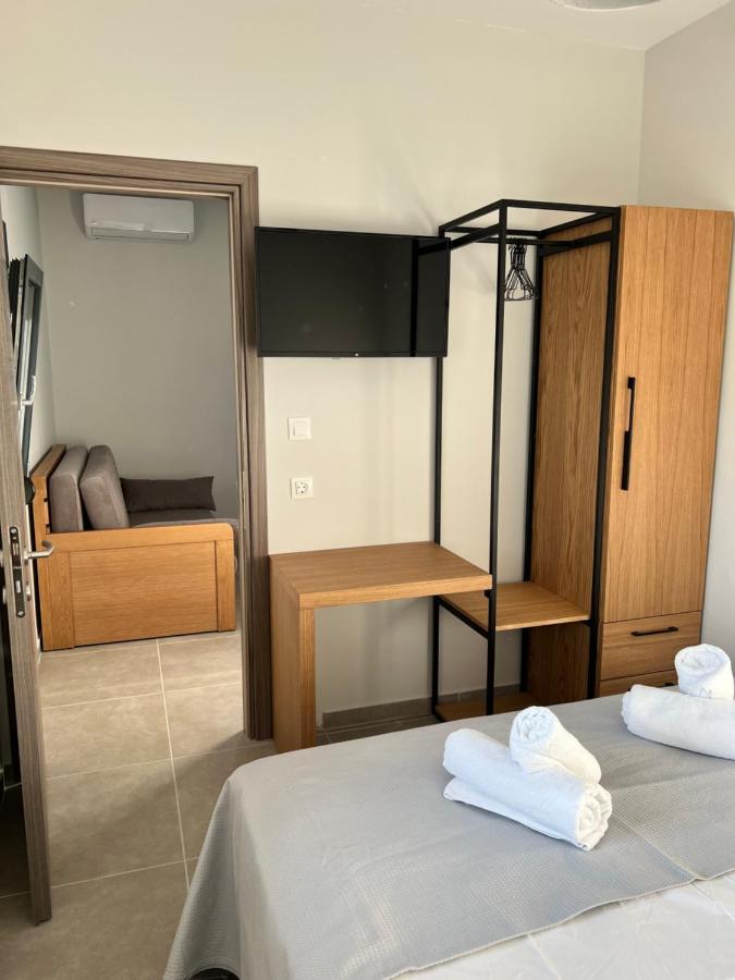 Aurora Apartments Nea Vrasna Bagian luar foto