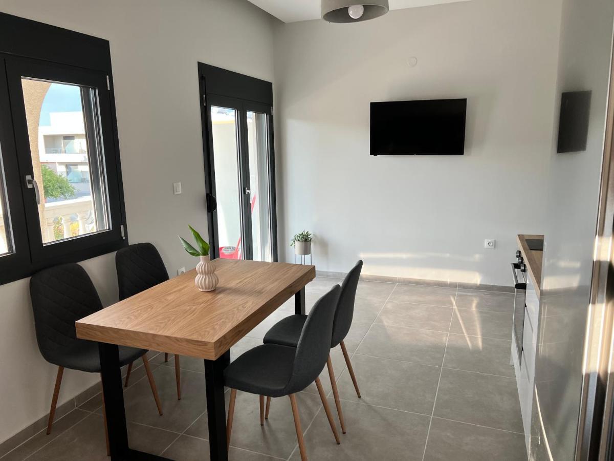 Aurora Apartments Nea Vrasna Bagian luar foto